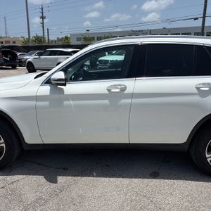 صورة 4 لـ 2019 Mercedes-BENZ GLC