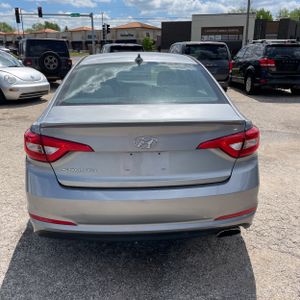 HYUNDAI SONATA SE - 7