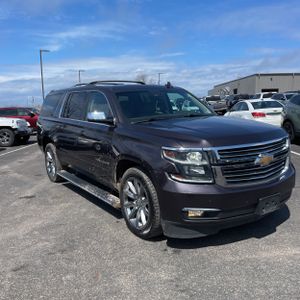 CHEVROLET SUBURBAN LTZ - 8