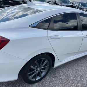 صورة 9 لـ 2019 Honda CIVIC EX