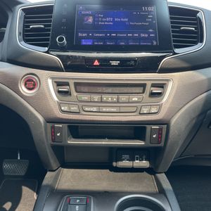 صورة مصغرة 37 لـ 2023 Honda RIDGELINE RTL