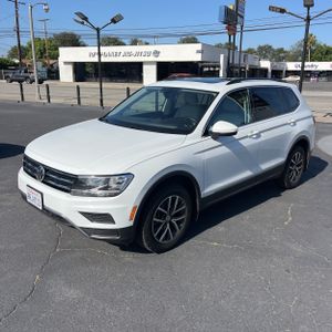VOLKSWAGEN TIGUAN SE - 1