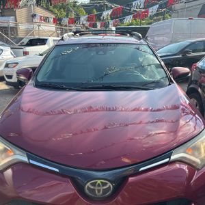صورة 15 لـ 2018 Toyota RAV4 XLE