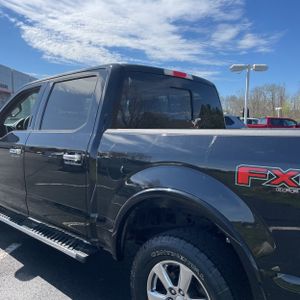 FORD F-150 LARIAT - 5