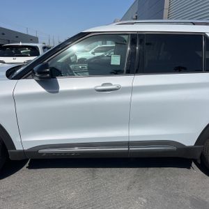FORD EXPLORER PLATINUM - 4