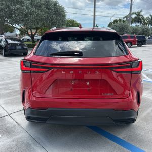 صورة 7 لـ 2024 Lexus NX 250 BASE