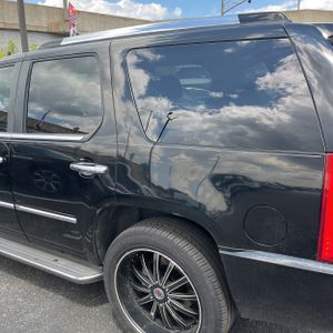 2010 Cadillac ESCALADE LUXURY 照片 6