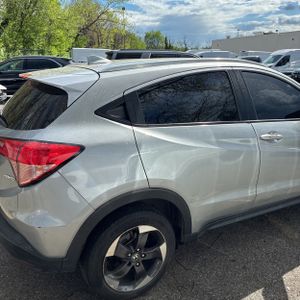 HONDA HR-V EX-L W/NAVI - 8