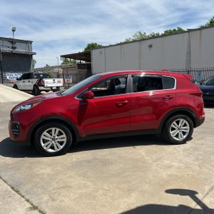 KIA SPORTAGE LX - 3