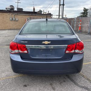 CHEVROLET CRUZE LS AUTO - 4