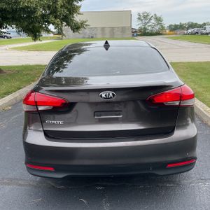 2018 KIA FORTE LX — фото 7