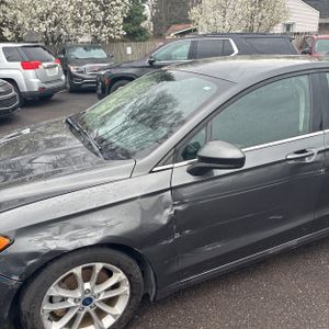 FORD FUSION HYBRID SE - 2