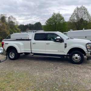 FORD F-350 SUPER DUTY LARIAT - 10