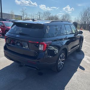 FORD EXPLORER ST-LINE - 8