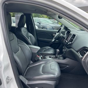 صورة مصغرة 33 لـ 2019 JEEP CHEROKEE LIMITED
