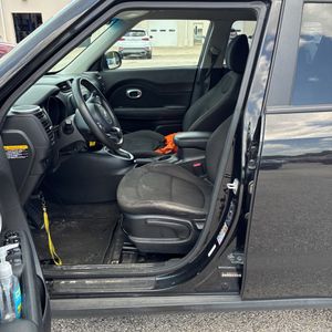صورة مصغرة 30 لـ 2016 KIA SOUL BASE