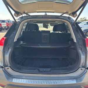 2017 Nissan ROGUE SV — миниатюра 44