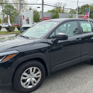 TOYOTA COROLLA CROSS - 2