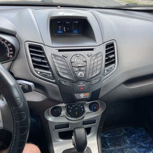 2019 FORD FIESTA SE — миниатюра 37