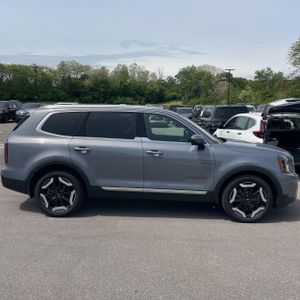 KIA TELLURIDE - 10