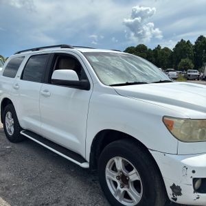 2008 Toyota SEQUOIA SR5 — фото 13