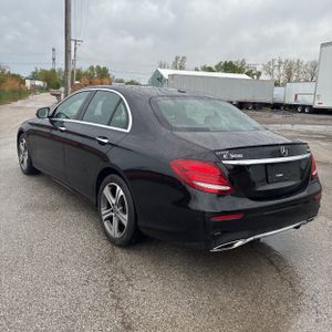 MERCEDES-BENZ E-CLASS - 5