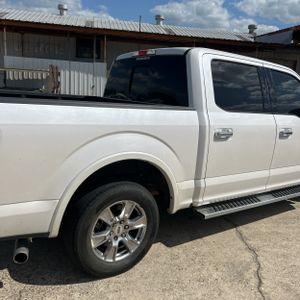 FORD F-150 LARIAT - 9