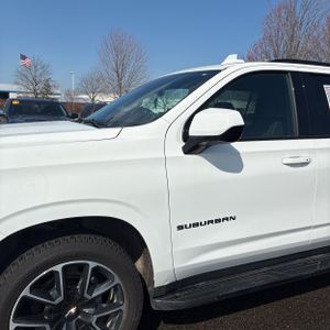 CHEVROLET SUBURBAN RST - 2