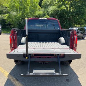 2026 FORD F-150 RAPTOR 缩略图 44
