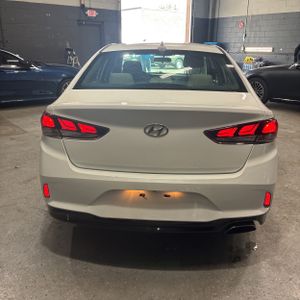 HYUNDAI SONATA SE - 7