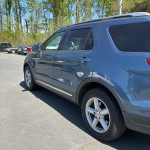 FORD EXPLORER XLT - 5