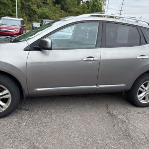 2012 Nissan ROGUE SV 照片 4