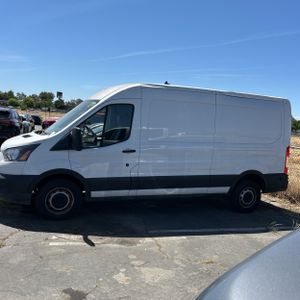 FORD TRANSIT 250 - 3