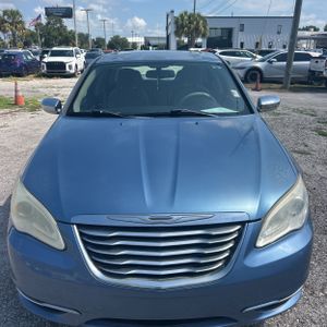 2011 Chrysler 200 LIMITED — миниатюра 15