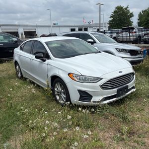 FORD FUSION SE - 8