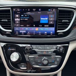 صورة مصغرة 39 لـ 2023 Chrysler PACIFICA LIMITED