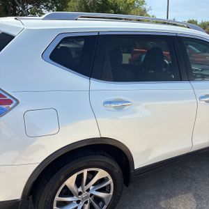 2015 Nissan ROGUE SL 照片 9