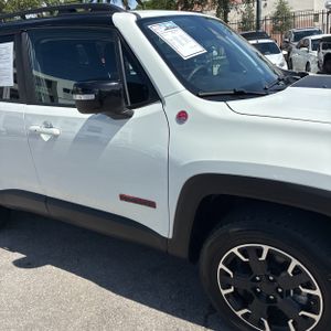 صورة 13 لـ 2023 JEEP RENEGADE TRAILHAWK