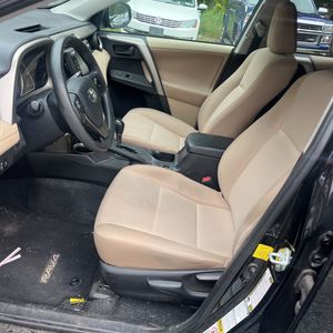 صورة 32 لـ 2013 Toyota RAV4 LE