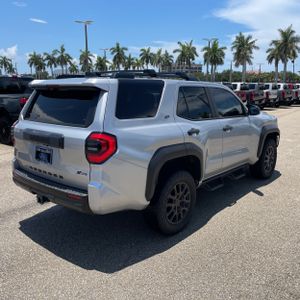 صورة 8 لـ 2026 Toyota 4RUNNER SR5