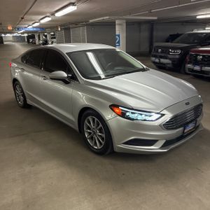 FORD FUSION SE - 10