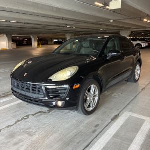 Porsche Macan Base - 1