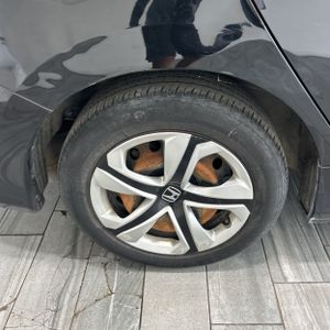 صورة مصغرة 17 لـ 2016 Honda CIVIC LX