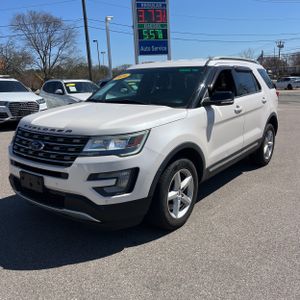FORD EXPLORER XLT - 1