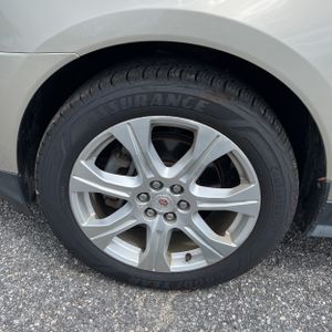 صورة مصغرة 17 لـ 2013 Cadillac SRX PERFORMANCE COLLECTION
