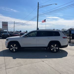 JEEP GRAND CHEROKEE L LIMITED - 3