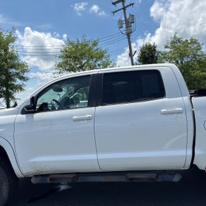 2019 Toyota TUNDRA SR5 photo 4
