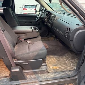 2013 Chevrolet SILVERADO 2500HD LT — миниатюра 27
