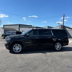 CHEVROLET SUBURBAN HIGH COUNTRY - 3