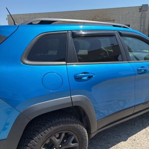 JEEP CHEROKEE TRAILHAWK - 9